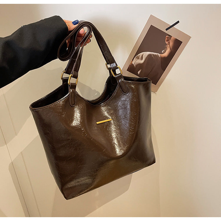 New fashion retro commuter tote bag senior sense handbag shoulder bag