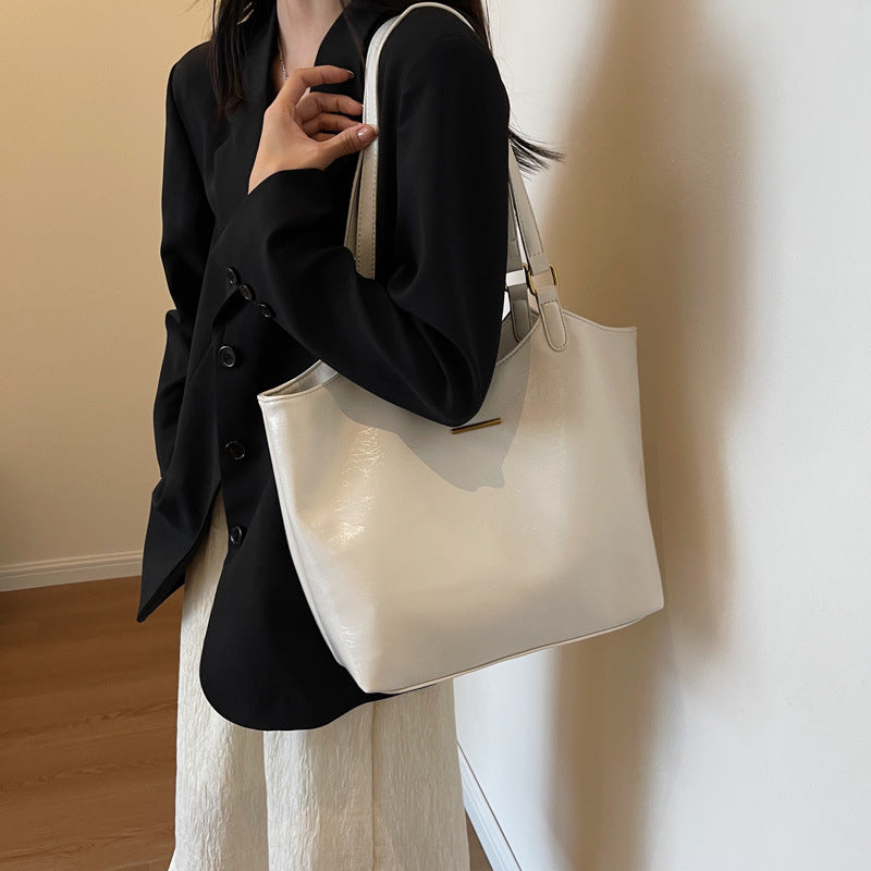 New fashion retro commuter tote bag senior sense handbag shoulder bag